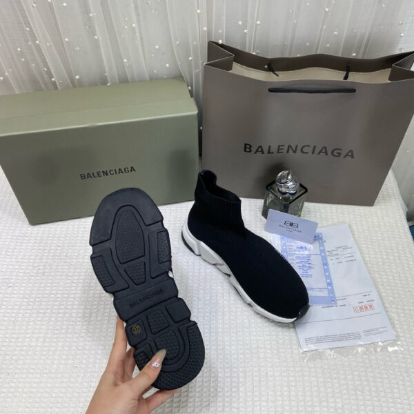 ⁦balenciaga⁩ - الصورة ⁦4⁩