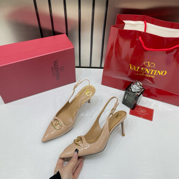 ⁦Valentino heels⁩ - الصورة ⁦3⁩