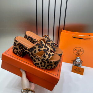 Hermes Sandal