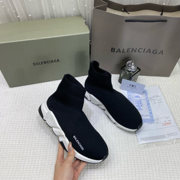 ⁦balenciaga⁩ - الصورة ⁦2⁩
