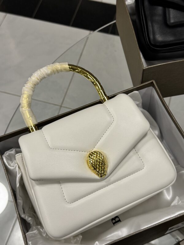 ⁦Bvlgari bags⁩ - الصورة ⁦3⁩