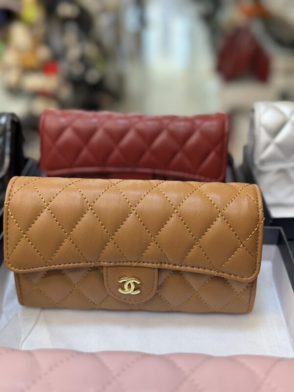⁦Chanel wallet with strap⁩ - الصورة ⁦6⁩