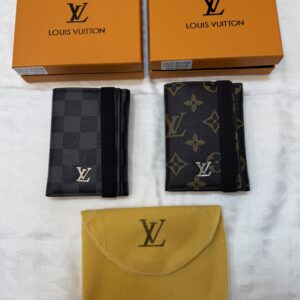 Lv men wallet