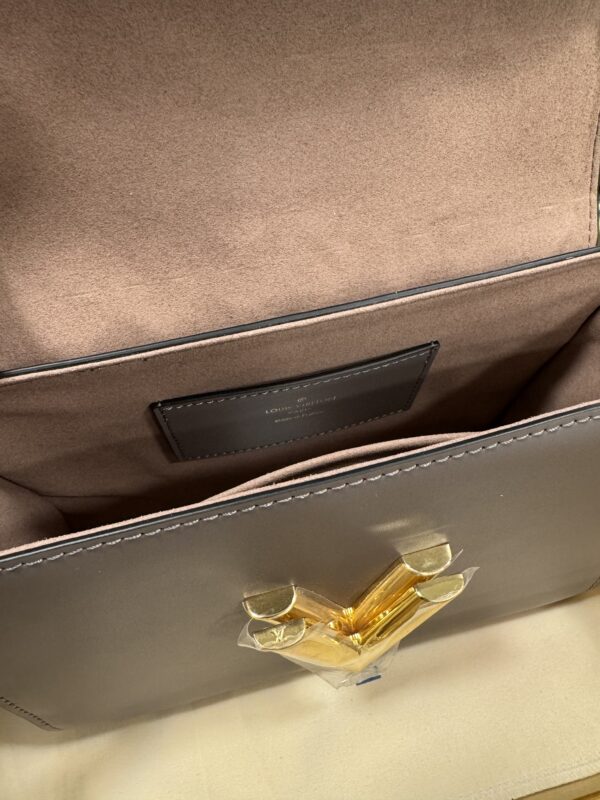 ⁦Louis Vuitton Bag⁩ - الصورة ⁦5⁩