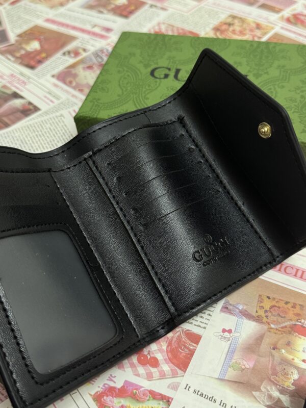 ⁦Gucci wallet⁩ - الصورة ⁦5⁩