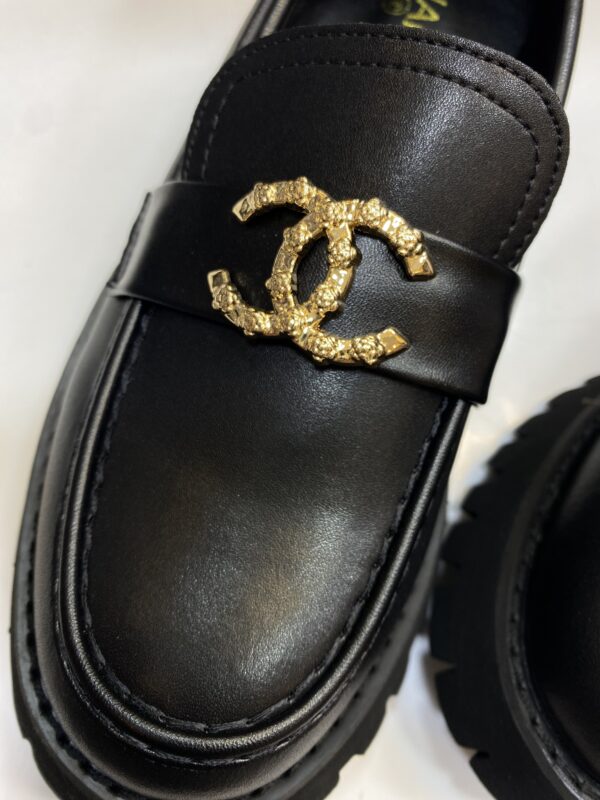 ⁦Chanel Leather Loafers⁩ - الصورة ⁦3⁩
