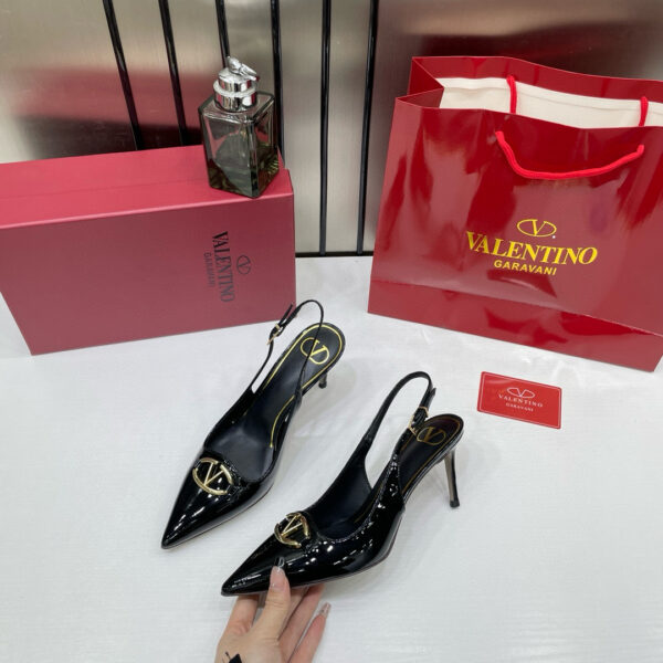 ⁦Valentino heels⁩ - الصورة ⁦7⁩
