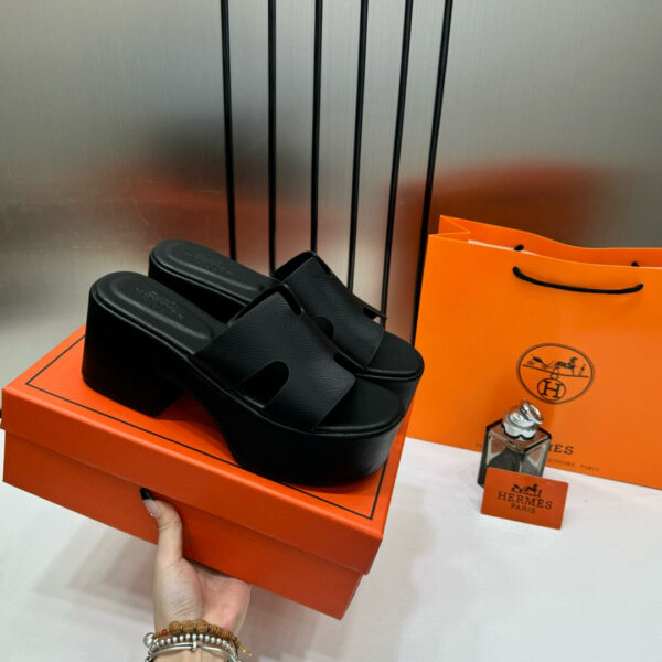 ⁦Hermes Sandal⁩ - الصورة ⁦2⁩
