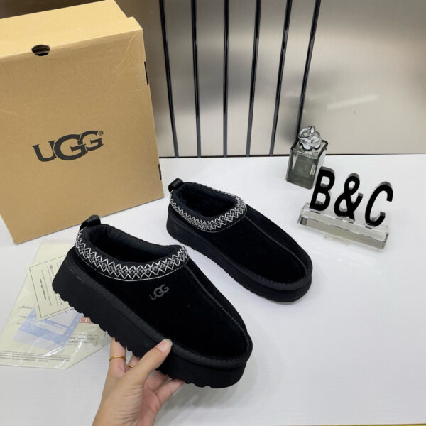 ⁦UGG⁩ - الصورة ⁦2⁩