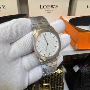 Gucci watch
