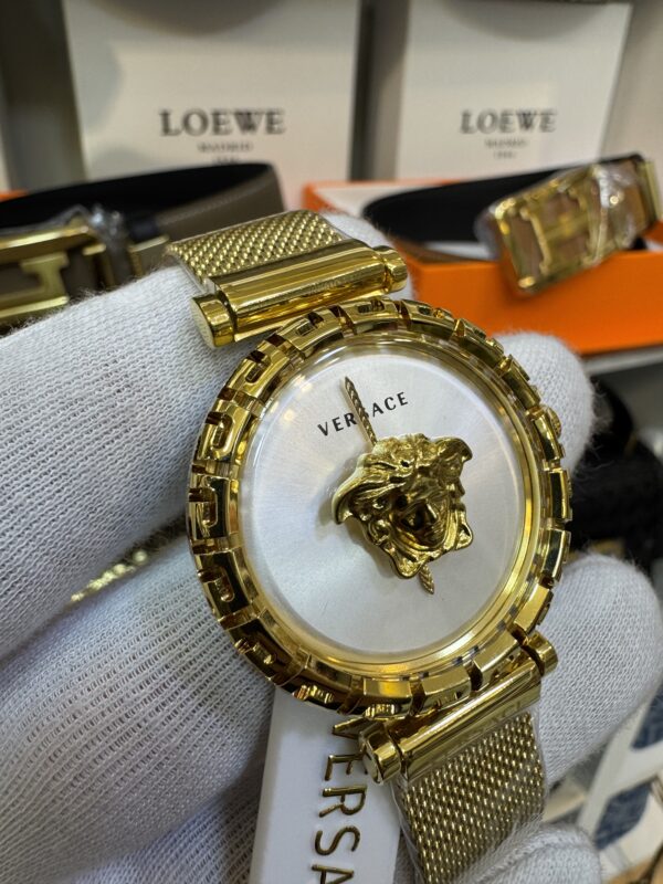 ⁦Versace watch⁩ - الصورة ⁦2⁩