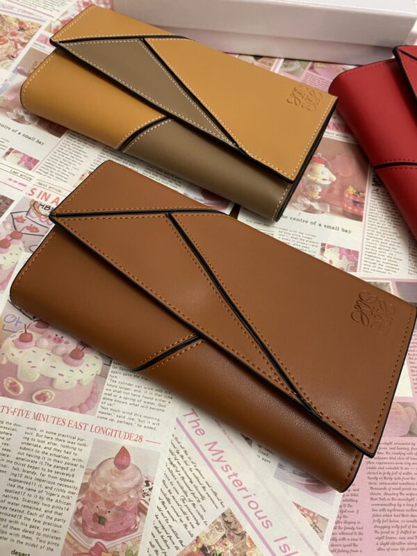 ⁦Loewe Wallet⁩ - الصورة ⁦2⁩