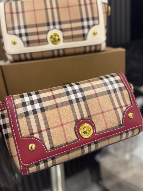 ⁦Burberry Bag⁩ - الصورة ⁦3⁩