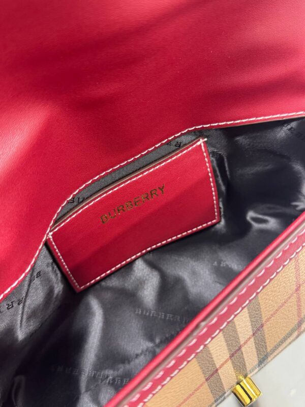 ⁦Burberry Bag⁩ - الصورة ⁦4⁩