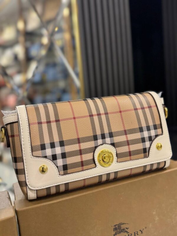 ⁦Burberry Bag⁩ - الصورة ⁦7⁩