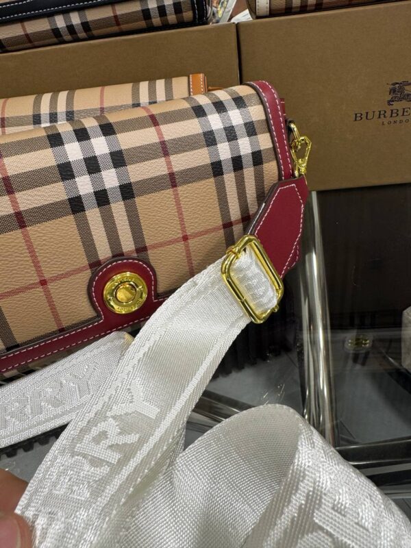 ⁦Burberry Bag⁩ - الصورة ⁦8⁩