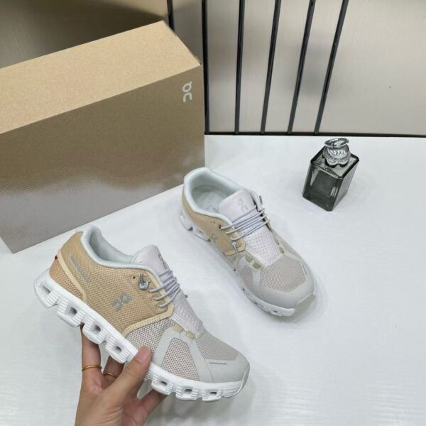 ⁦On cloud Shoes⁩ - الصورة ⁦8⁩