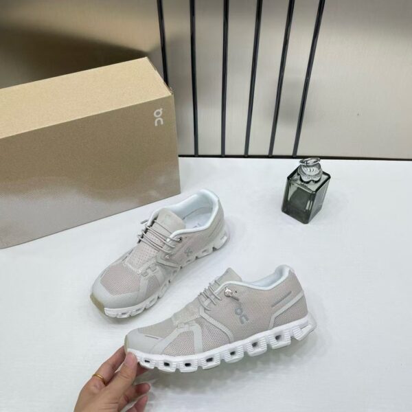 ⁦On cloud Shoes⁩ - الصورة ⁦13⁩