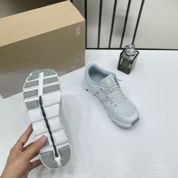 ⁦On cloud Shoes⁩ - الصورة ⁦11⁩