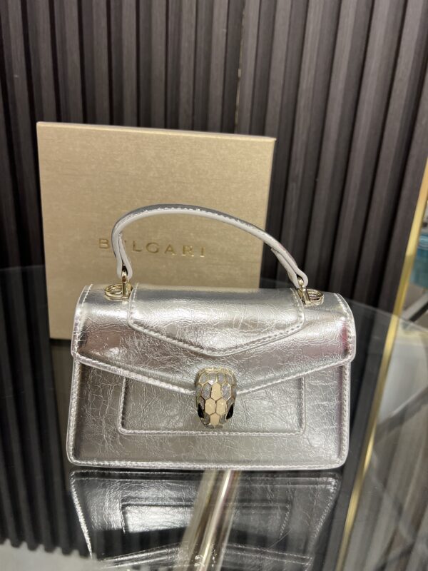 ⁦Bvlgari bag⁩ - الصورة ⁦2⁩