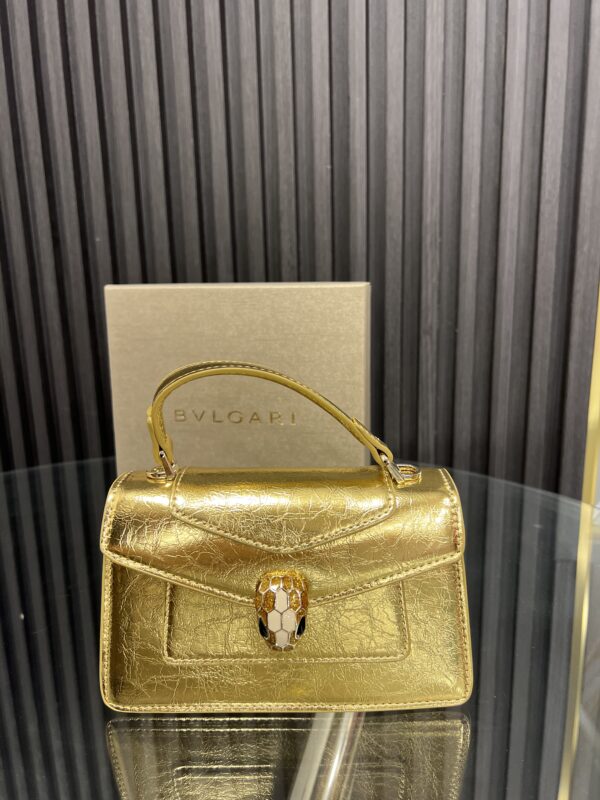 ⁦Bvlgari bag⁩ - الصورة ⁦3⁩