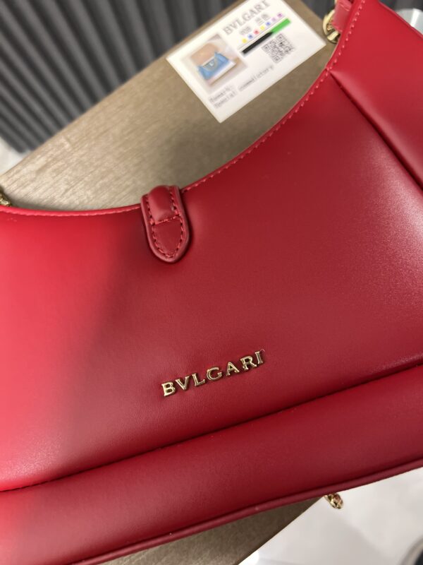 ⁦Bvlgari bag⁩ - الصورة ⁦6⁩
