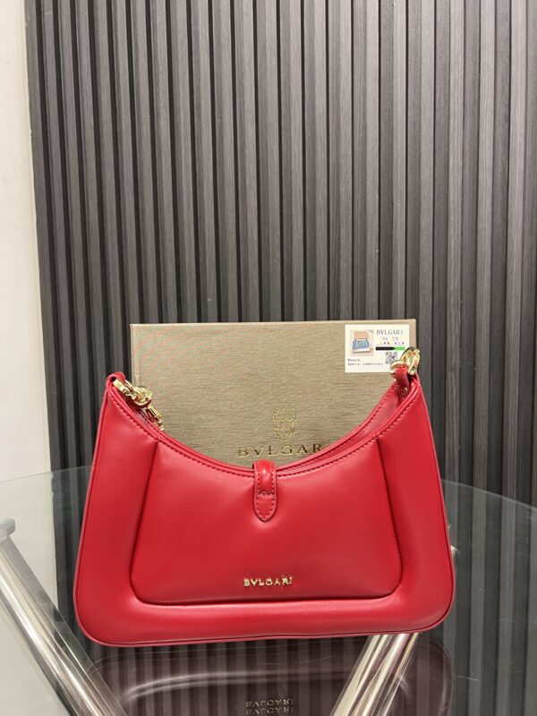 ⁦Bvlgari bag⁩ - الصورة ⁦7⁩