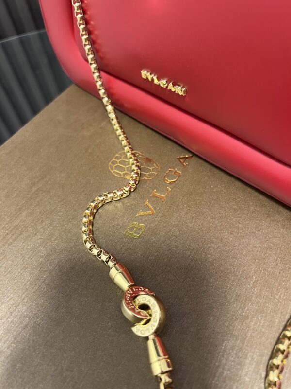 ⁦Bvlgari bag⁩ - الصورة ⁦12⁩