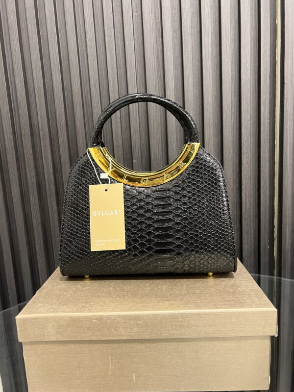 ⁦Bvlgari bag⁩ - الصورة ⁦4⁩