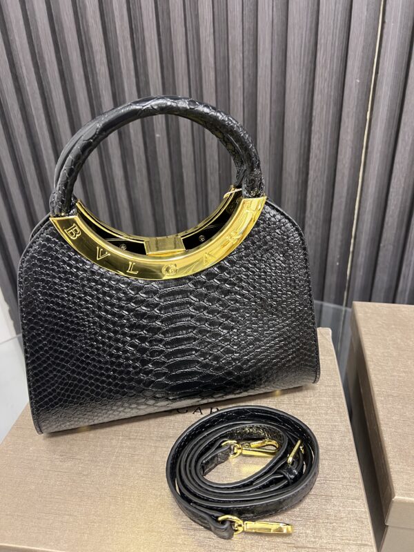 ⁦Bvlgari bag⁩ - الصورة ⁦8⁩
