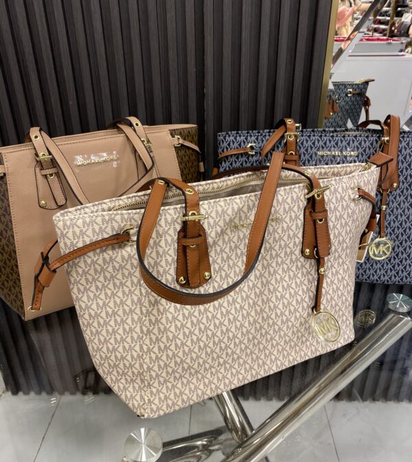Micheal Kors Bag