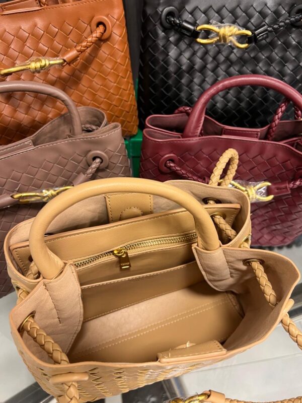 ⁦Bottega bag⁩ - الصورة ⁦3⁩