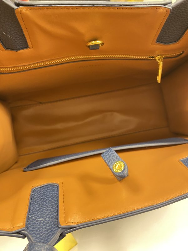 ⁦Burberry Bag⁩ - الصورة ⁦9⁩