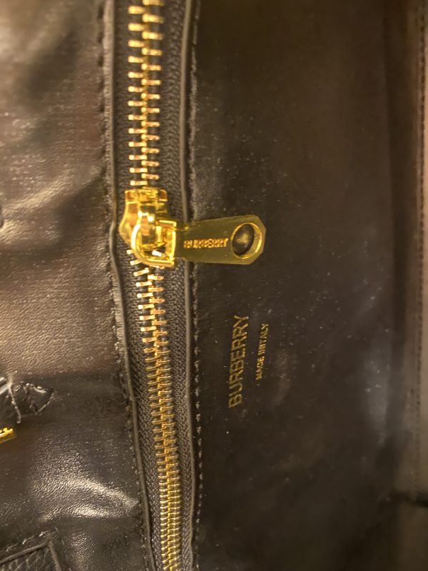⁦Burberry Bag⁩ - الصورة ⁦10⁩