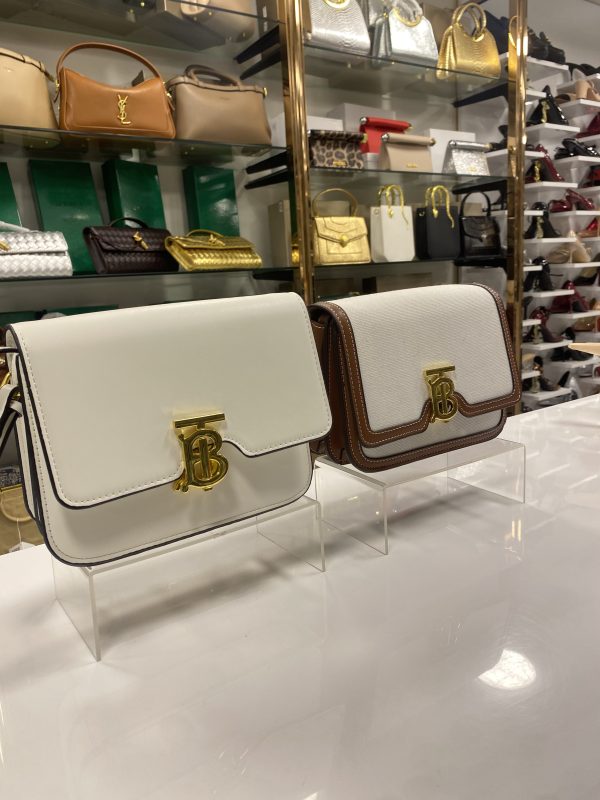 ⁦Burberry Bag⁩ - الصورة ⁦2⁩