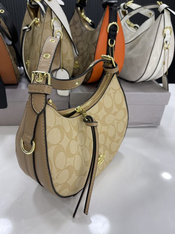 ⁦Coach Bag⁩ - الصورة ⁦3⁩