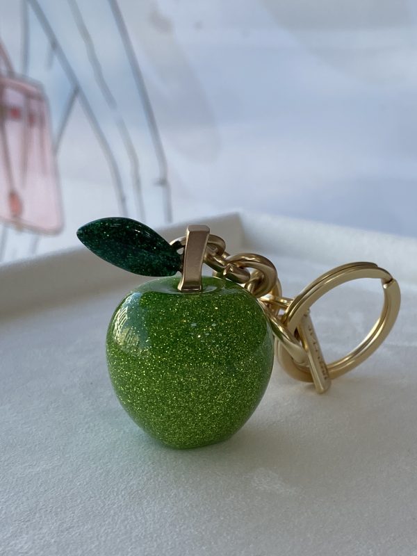⁦Apple charms⁩ - الصورة ⁦2⁩