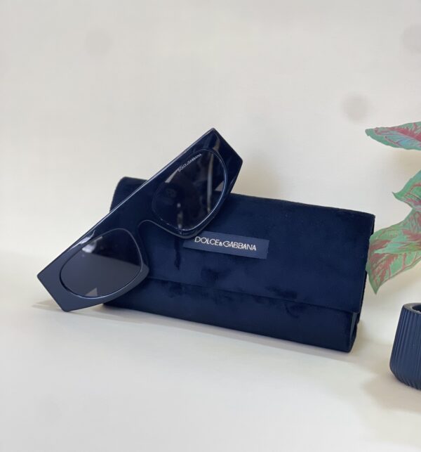 ⁦DOLCE&GABBANA sunglasses⁩ - الصورة ⁦4⁩