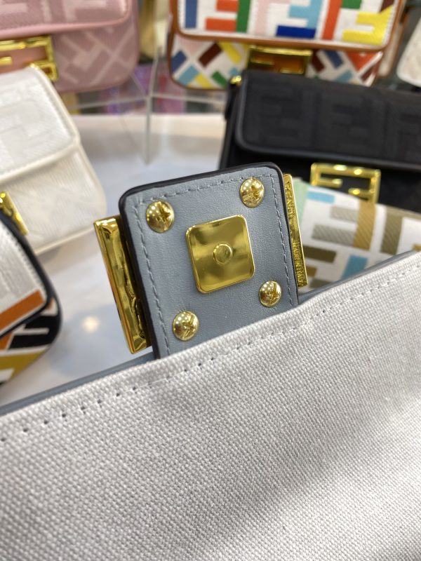 ⁦Fendi Bag⁩ - الصورة ⁦8⁩