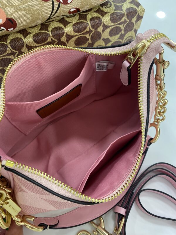 ⁦Coach Bag⁩ - الصورة ⁦4⁩