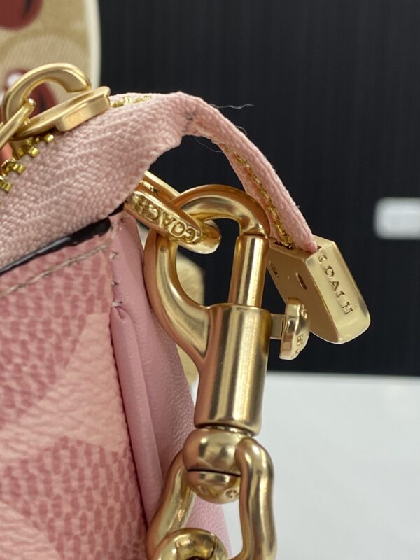 ⁦Coach Bag⁩ - الصورة ⁦5⁩