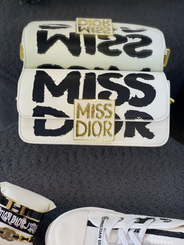 ⁦Dior⁩ - الصورة ⁦2⁩