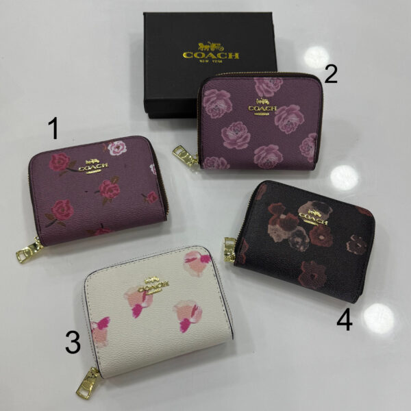 ⁦Coach Wallet⁩ - الصورة ⁦2⁩