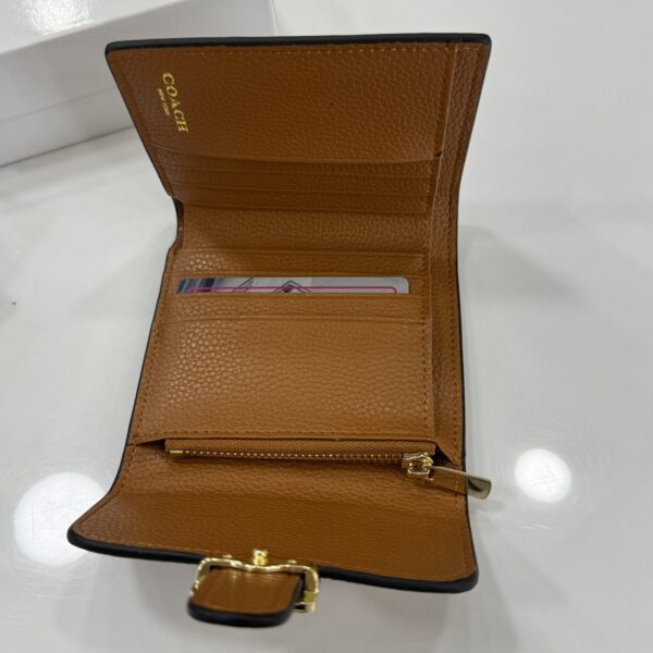 ⁦Coach Wallet⁩ - الصورة ⁦2⁩