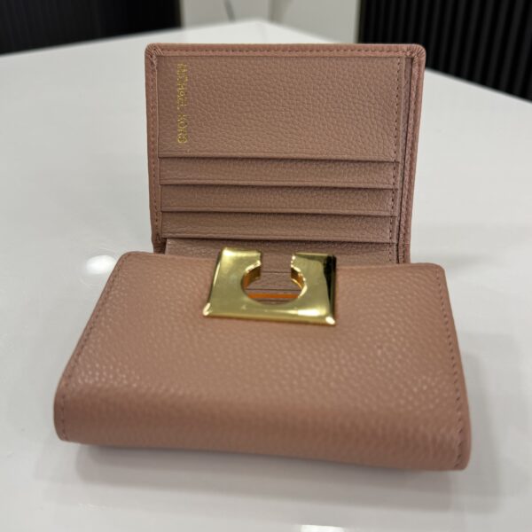 ⁦MK Wallet⁩ - الصورة ⁦3⁩