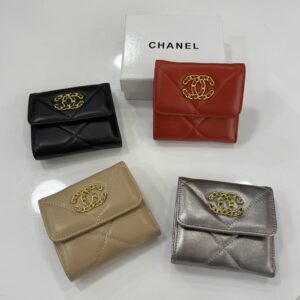 Chanel wallet