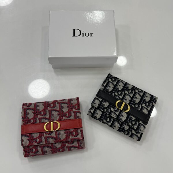Dior wallet