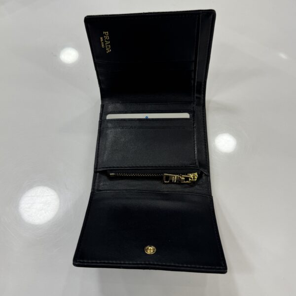 ⁦Prada wallet⁩ - الصورة ⁦3⁩
