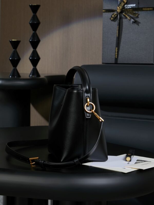 ⁦Ysl⁩ - الصورة ⁦2⁩