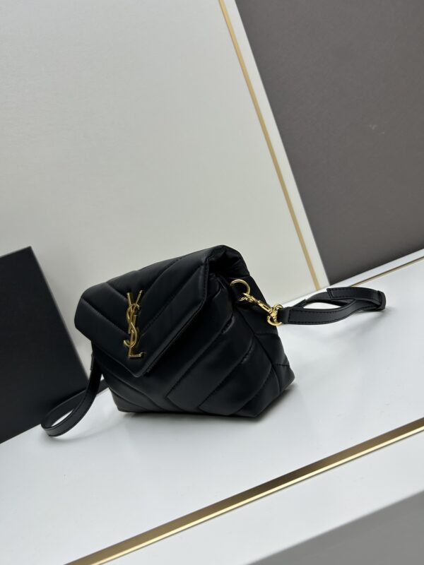 ⁦Ysl⁩ - الصورة ⁦2⁩
